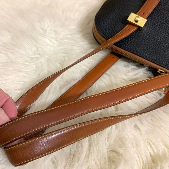 DOONEY & BOURKE Vintage All-Weather-Leather Black/Tan METRO ZIP ZIP Dome Handbag - Picture 13 of 16